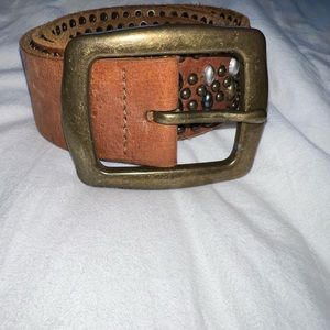 Fina Firenze Tan Leather Belt brass buckle & metal stud Sz L “ Looks like Lucky”
